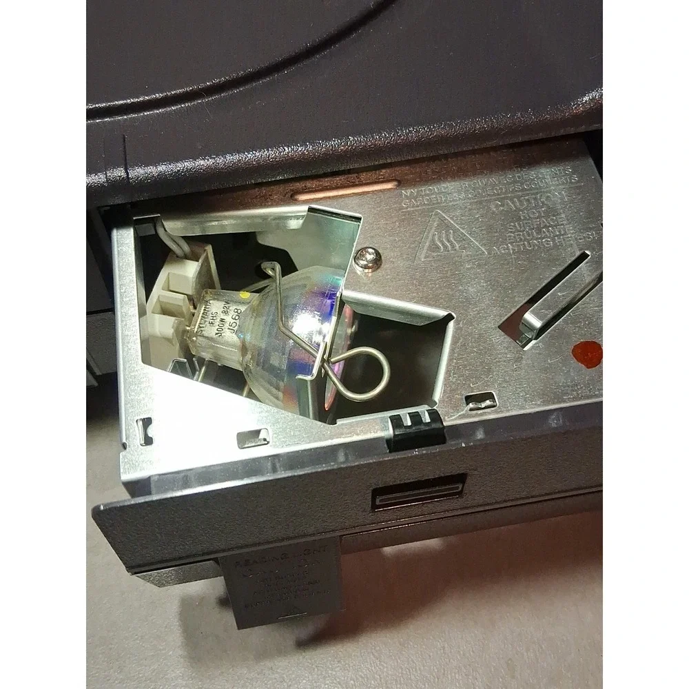 Kodak Carousel 4400 Slide Projector With Boxes, Remote, Ex Bulb, Manual. Nice